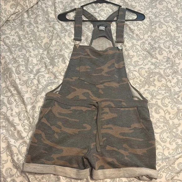 VENUS Green and Brown Camouflage Jumpsuit Relaxed Fit - Picture 1 of 8